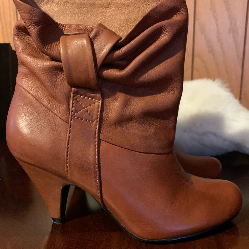 Steve Madden leather bootie